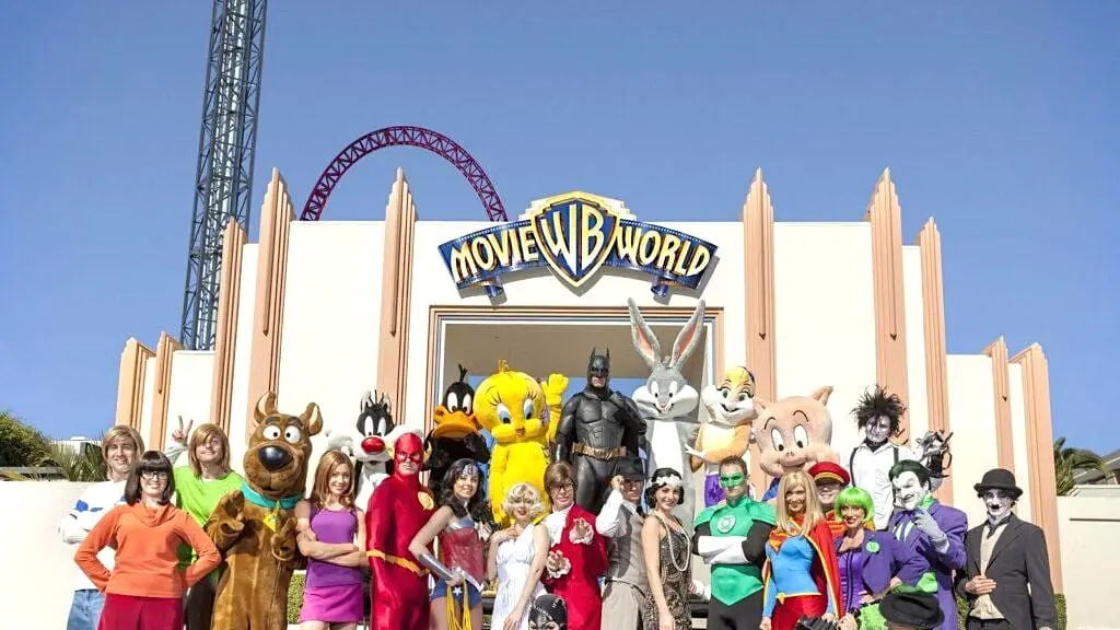 MOVIE WORLD PAK